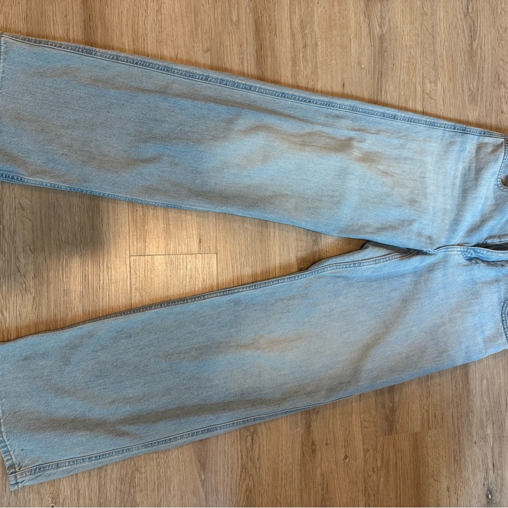 Uniqlo wide straight jean - Light Wash Denim Jeans